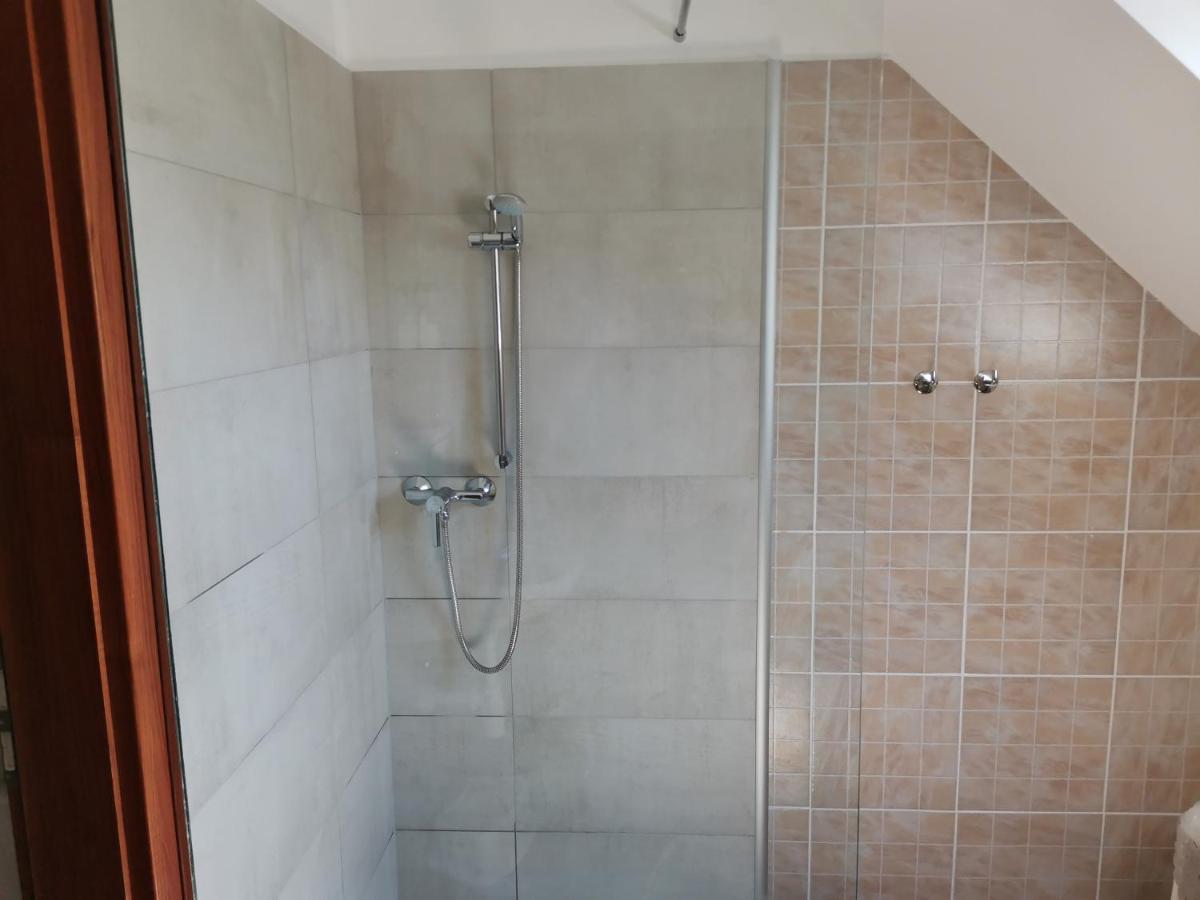 Apartament Poroszlay Apartman Debreczyn Zewnętrze zdjęcie