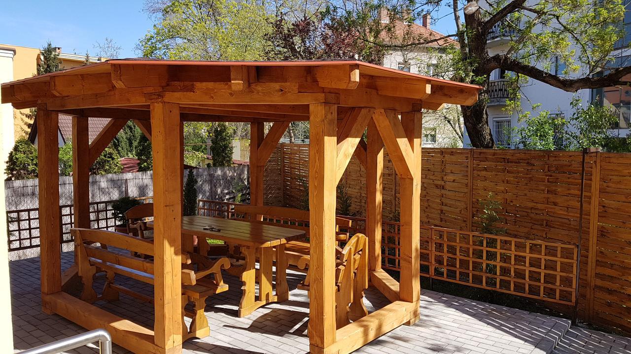 Poroszlay Apartman Debreczyn Zewnętrze zdjęcie